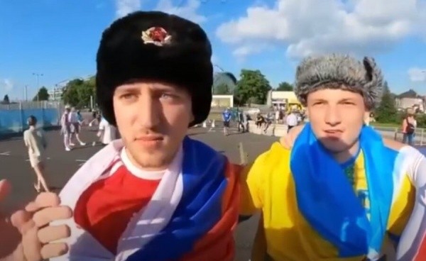 Денис Смоленский перед происшествием на игре Украина – Швеция попал на видео0